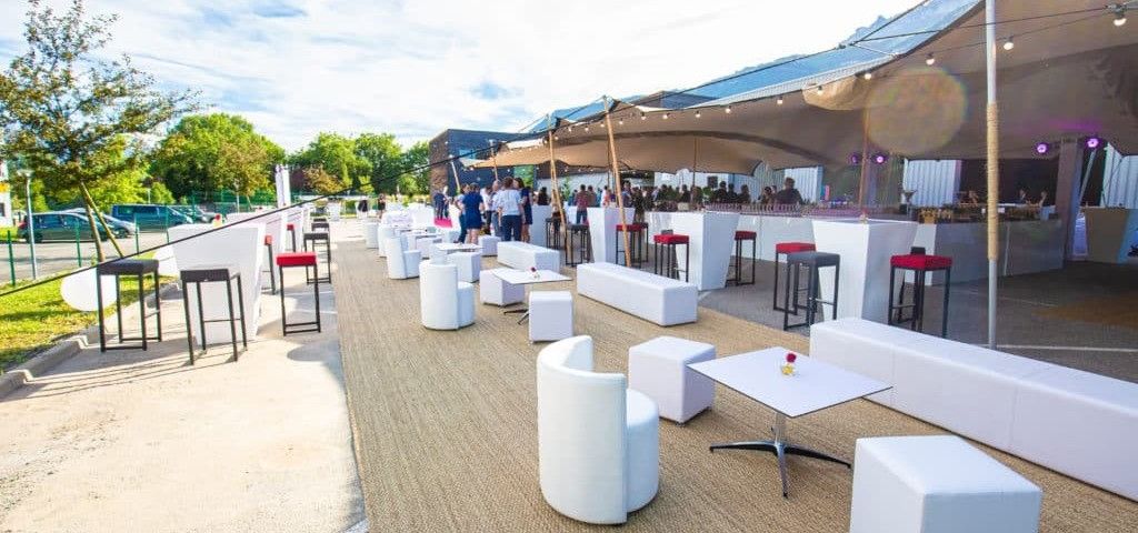 Location de mobilier pour réception - Locareception - Loca Reception